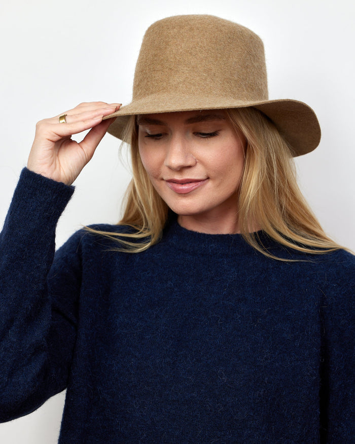 Anna Packable Bucket