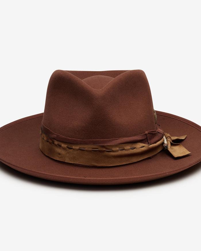 Bennie in Cinnamon