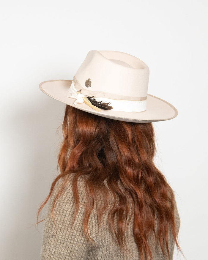 Bennie in Cream