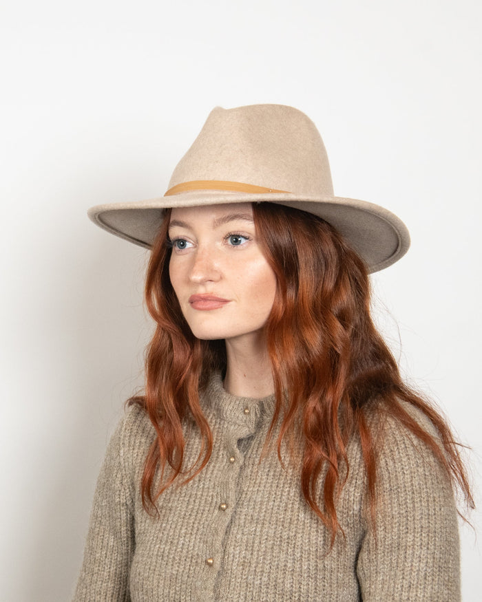 Billie in Tan Marle