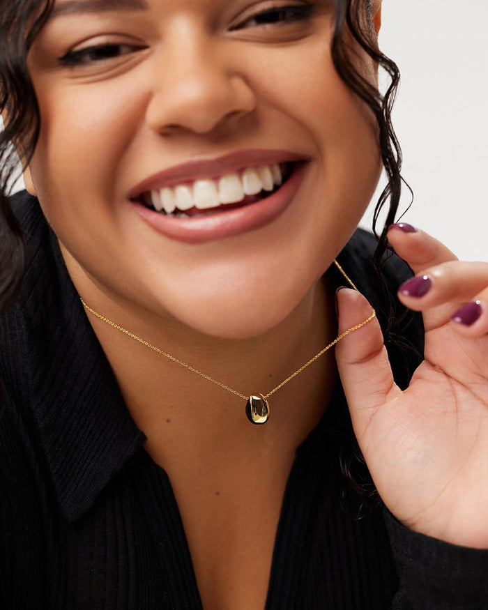Gold Pendant Necklace - Pebble Mini