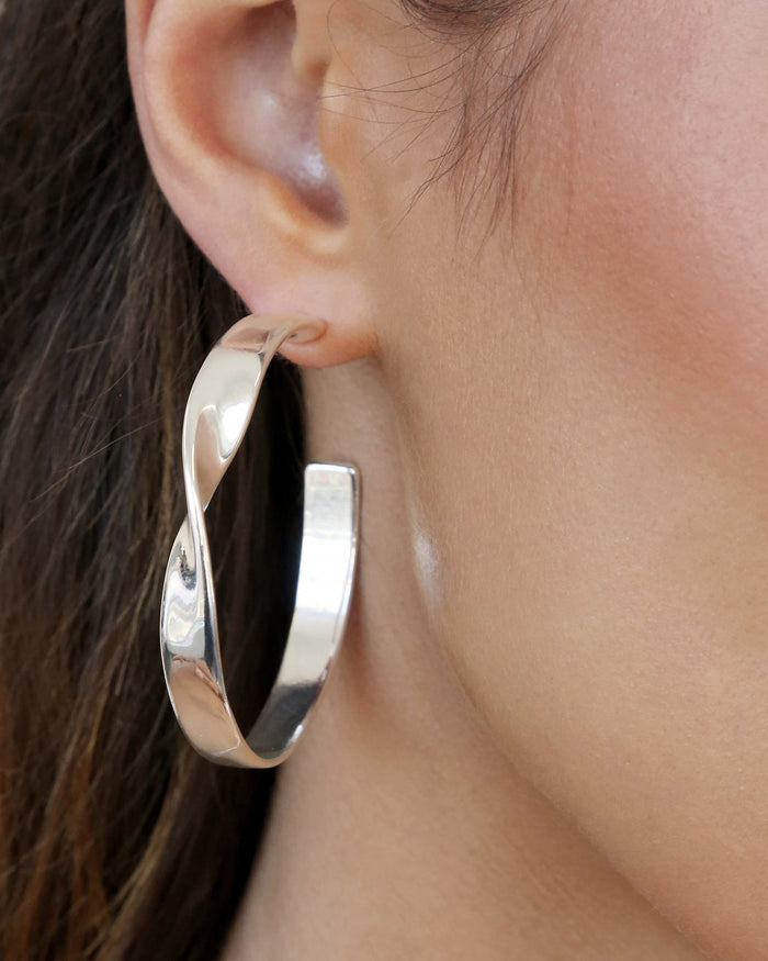 Heirloom Twist Large Hoops