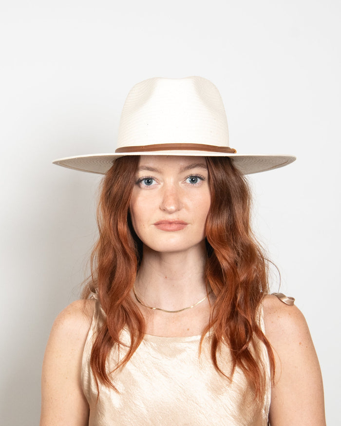 Lindsey in Cream