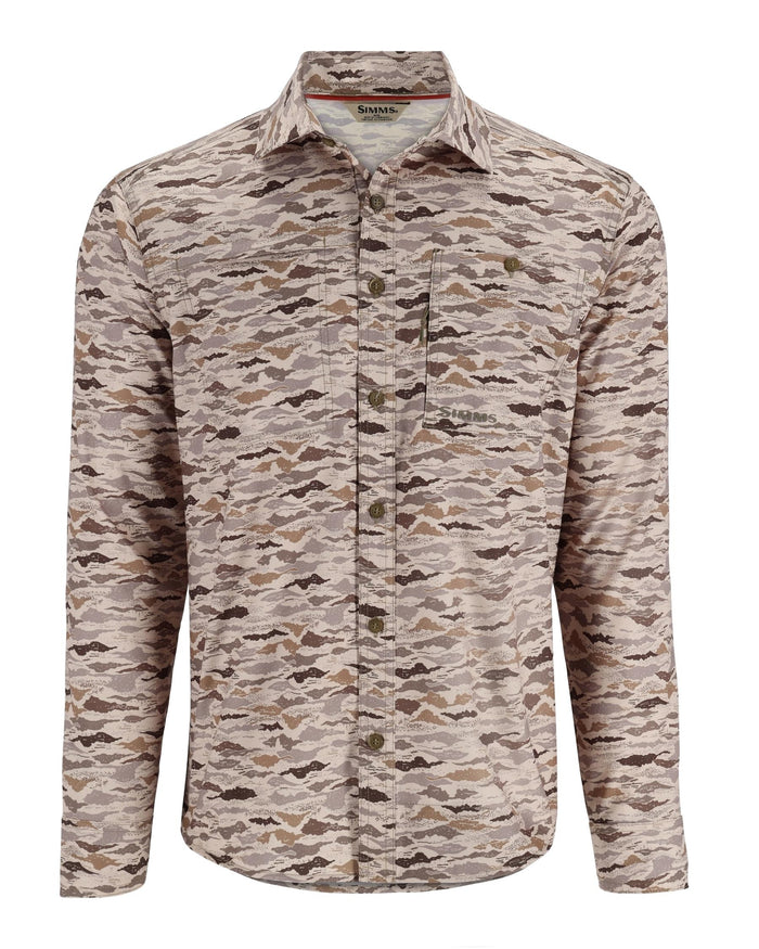 13643-1283-Simms-Challenger-LS-Shirt-Mannequin-F24-Front Sand Riverbed Print