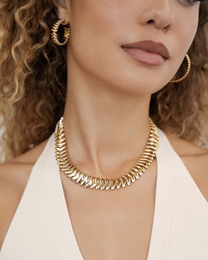 Metal Moderna Necklace