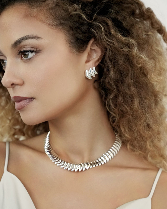 Metal Moderna Studs