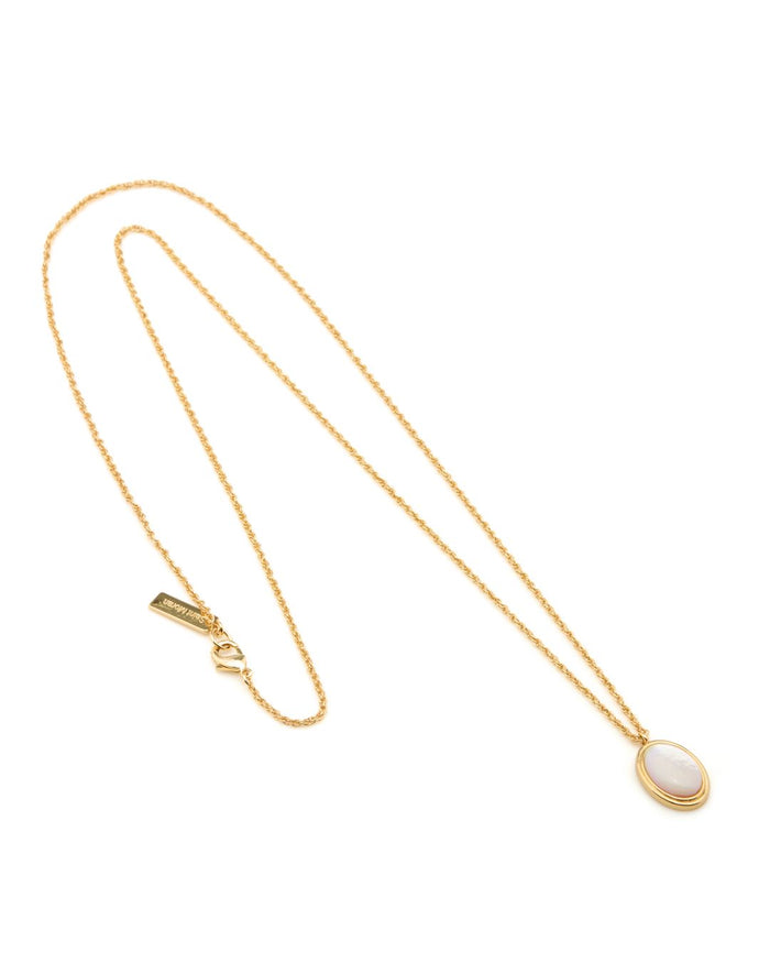 MOTHER-OF-PEARL OLIVIA NECKLACE