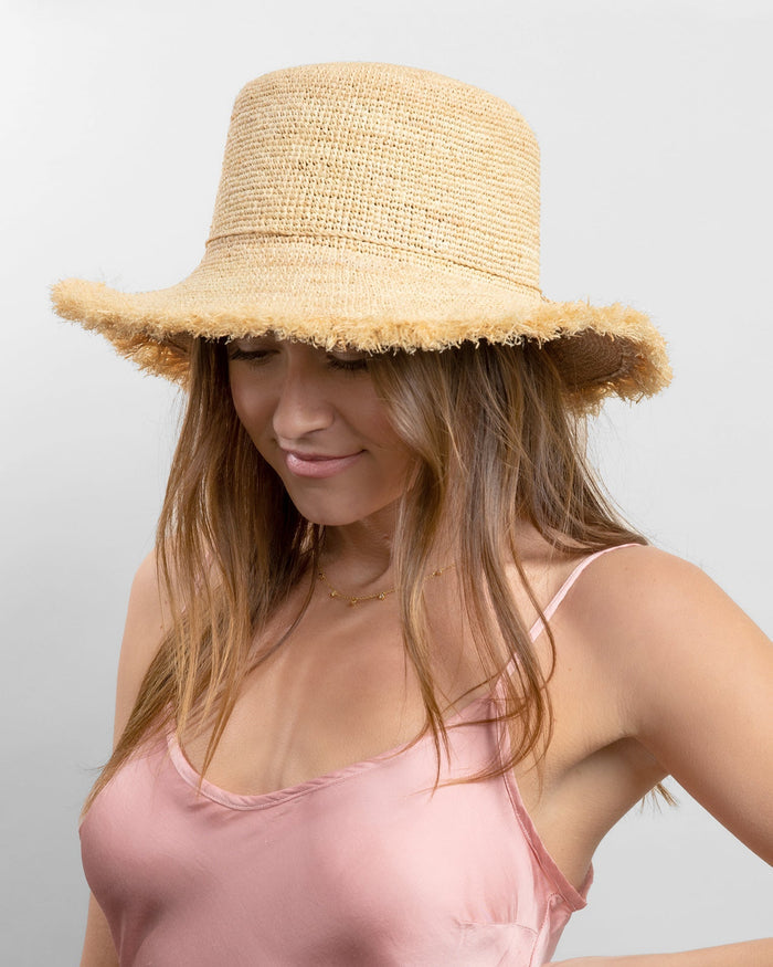 Packable Raffia Bucket Hat
