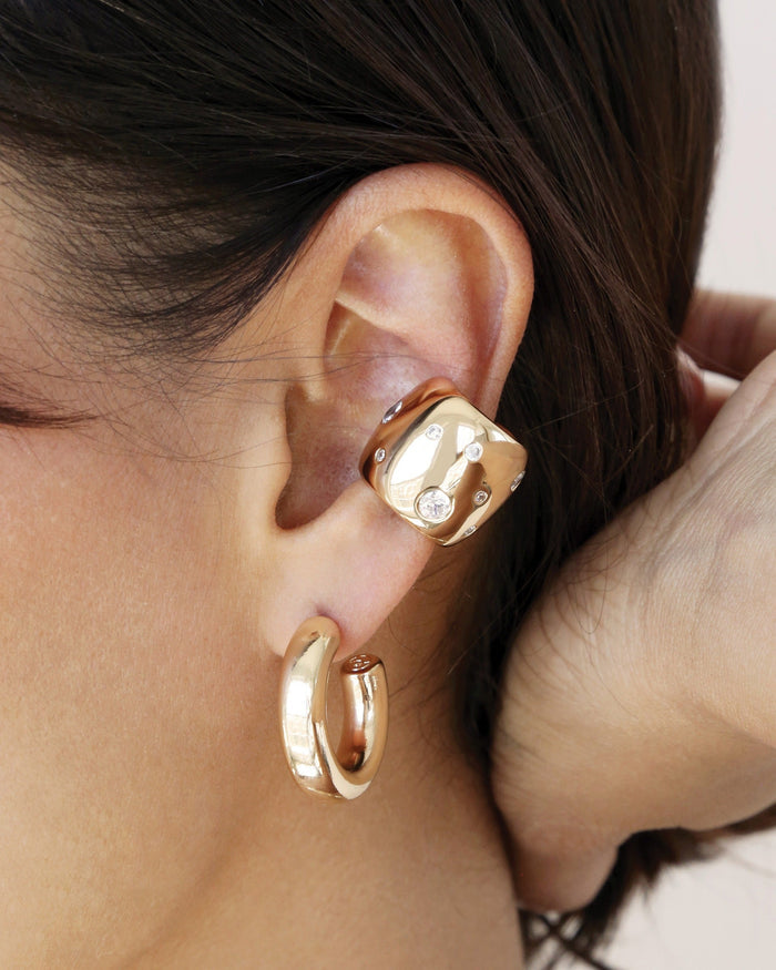 Scattered Crystal Chunky Ear Cuff