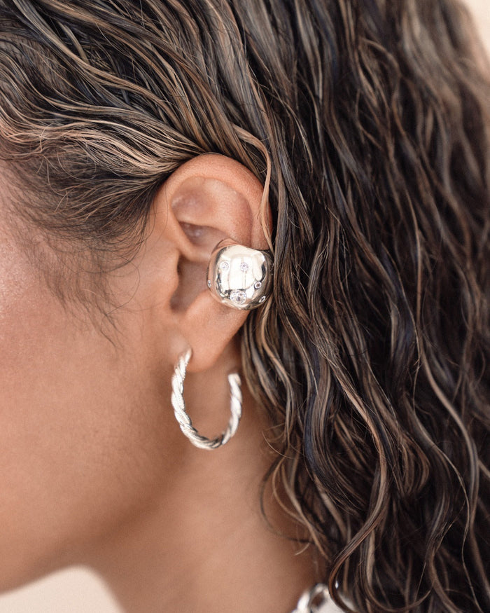 Scattered Crystal Chunky Ear Cuff