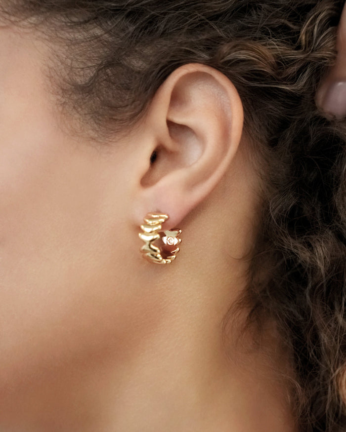 Small Metal Moderna Hoops