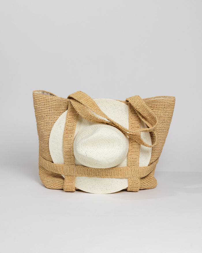 The Original Straw Traveler Bag